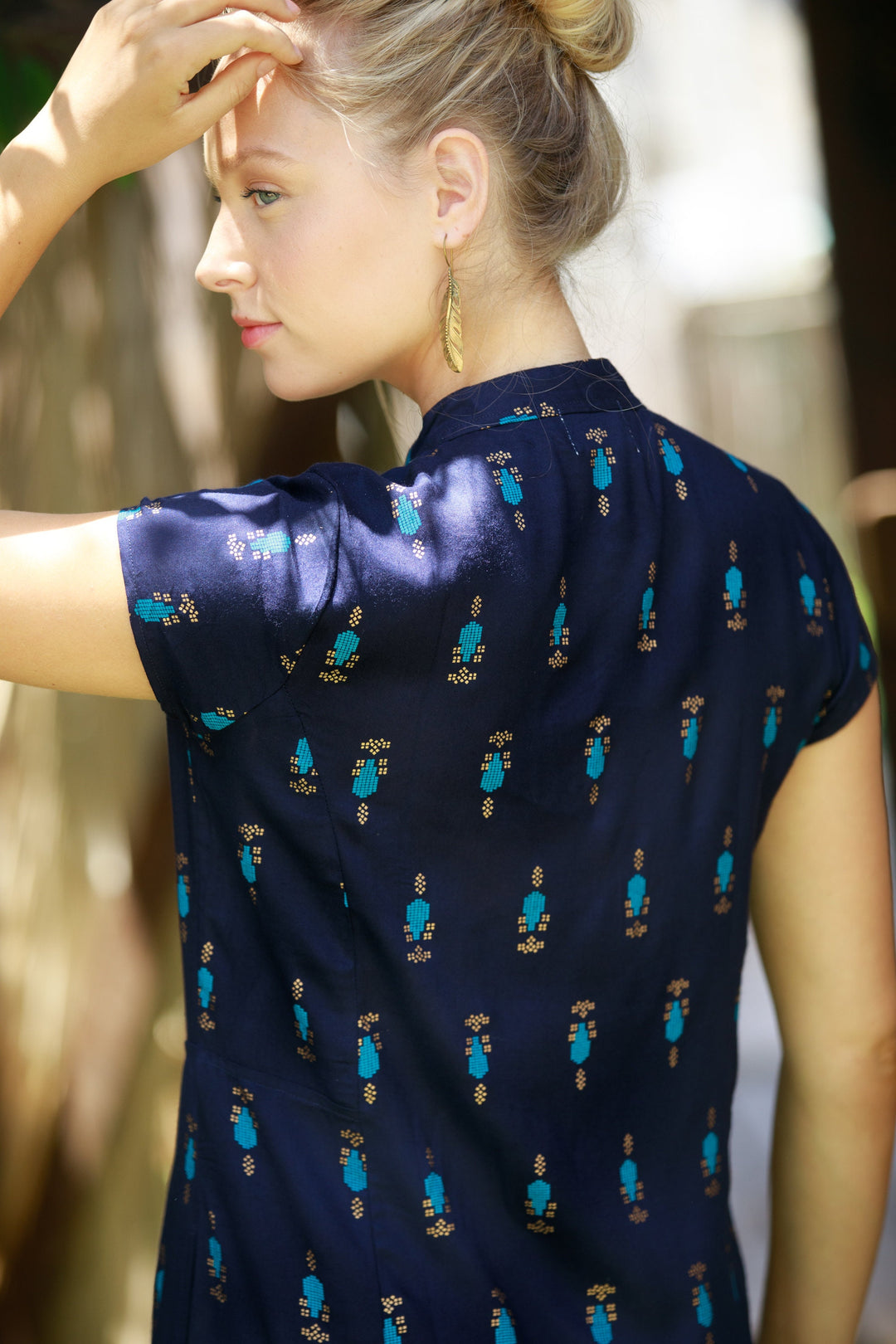 Noor Caftan - Navy & Gold