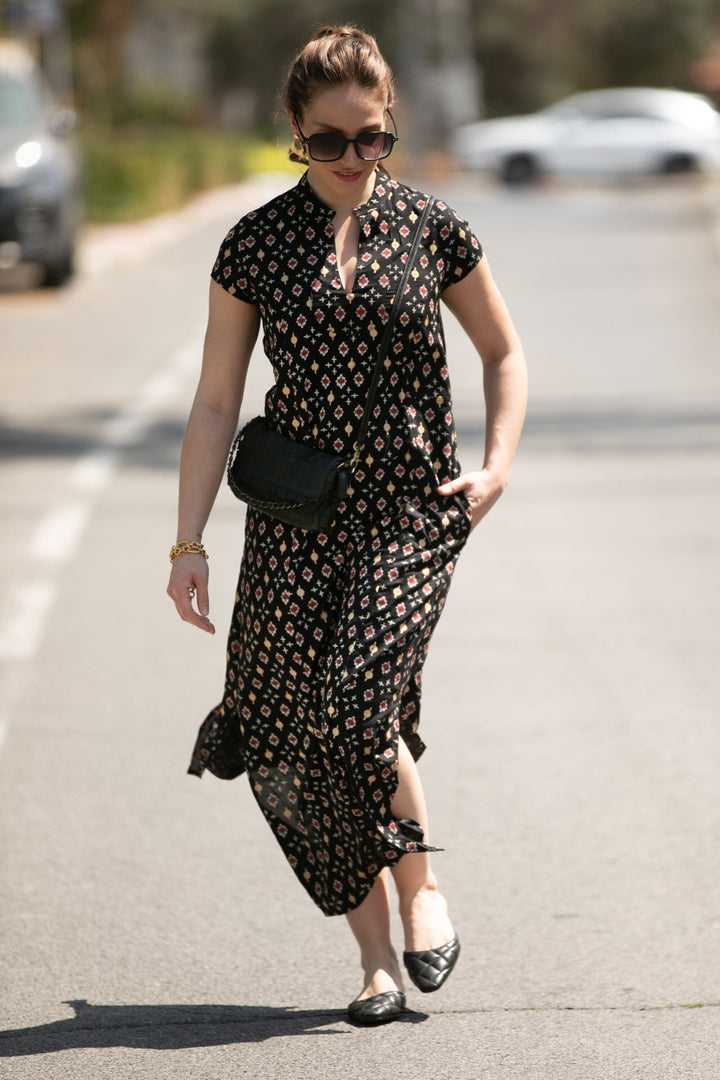 Noor Caftan - Black & Gold