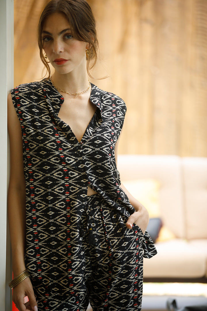 Louise Blouse – Geometric