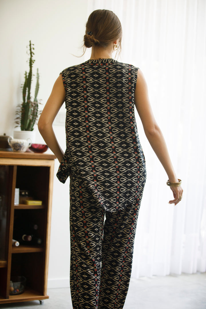 Louise Blouse – Geometric