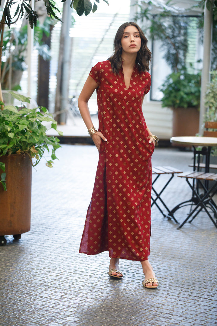 Noor Caftan - Burgundy Gold