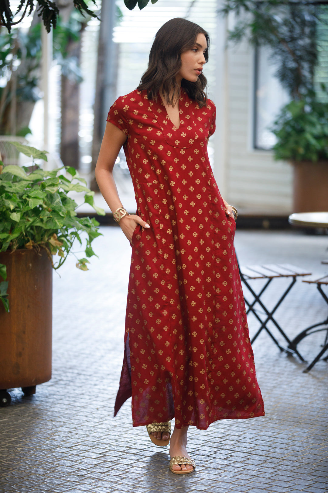 Noor Caftan - Burgundy Gold