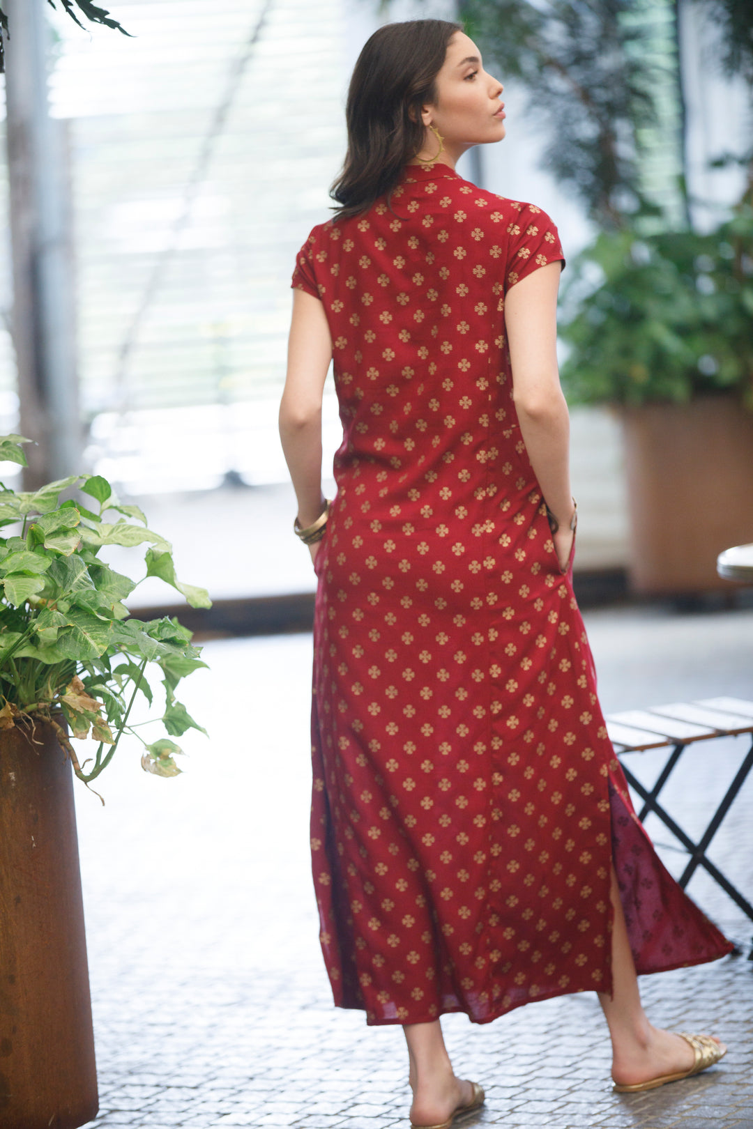 Noor Caftan - Burgundy Gold