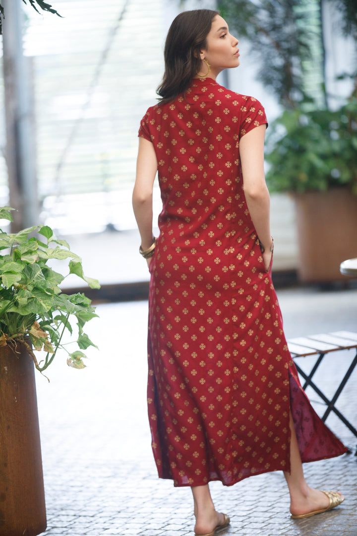 Noor Caftan - Burgundy Gold