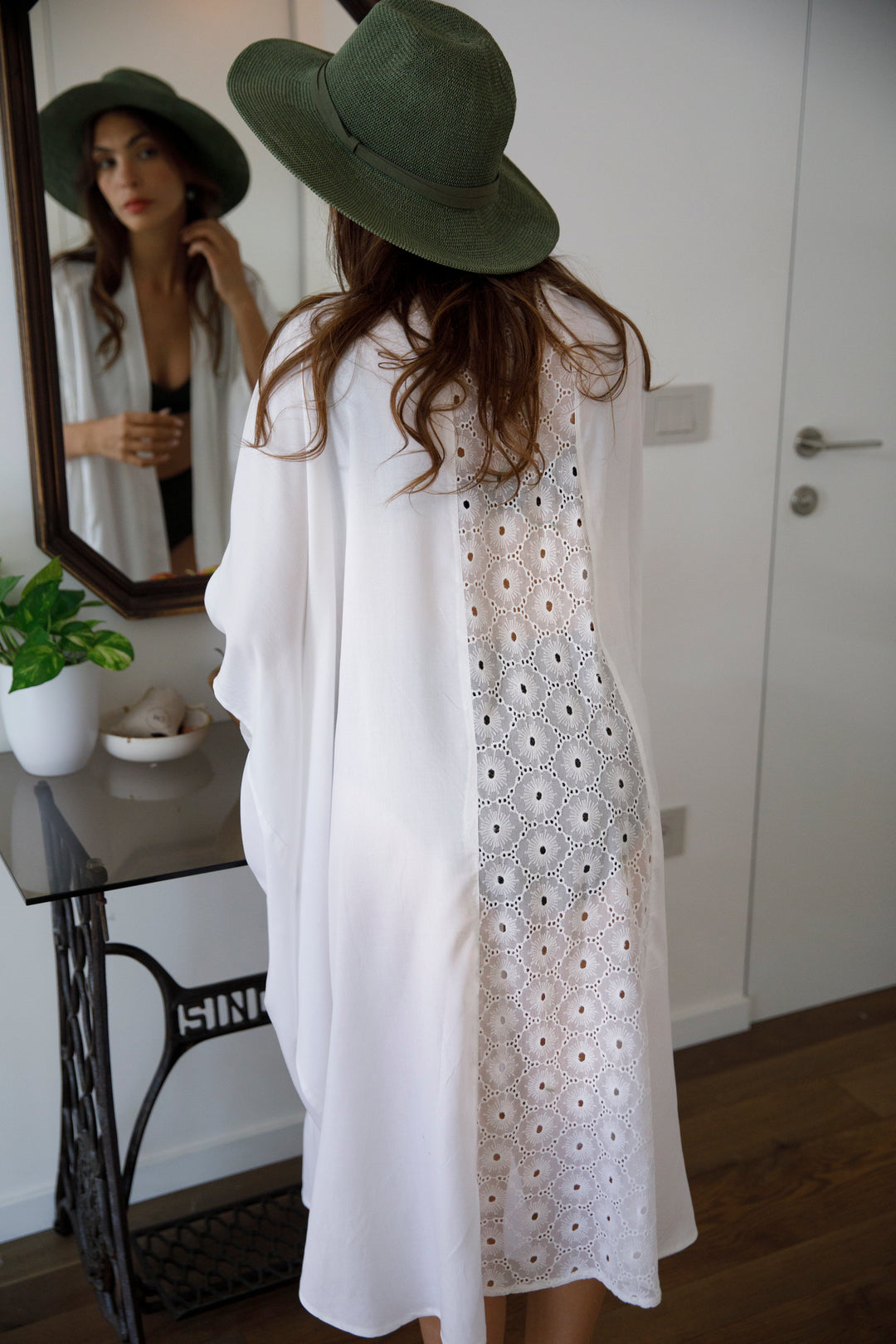 Blanco White Lace Kimono