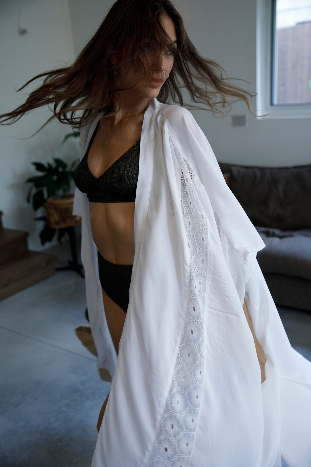 Blanco White Lace Kimono