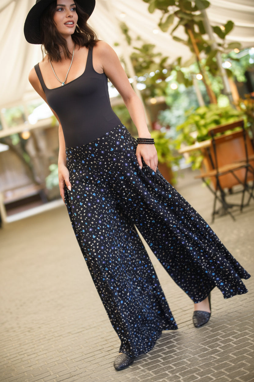 Jessy Skirt Pants - Black Floral